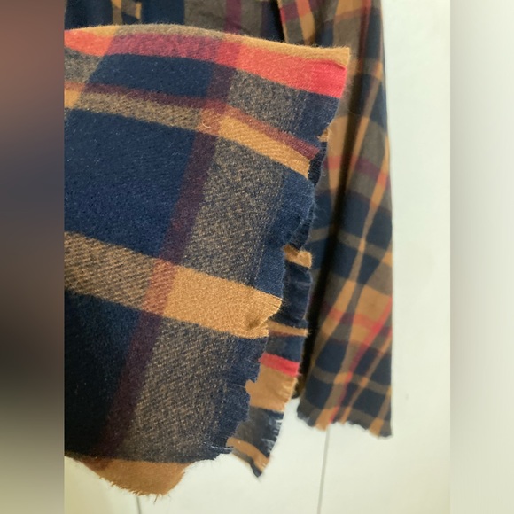 Banana Republic Plaid Scarf in Orange Plaid - Picture 4 of 5